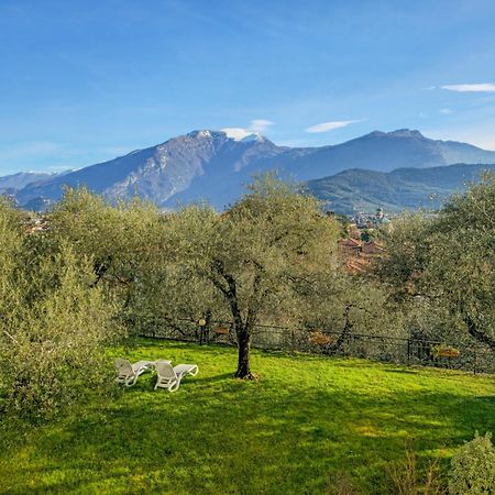 Aparthotel Englovacanze Riva del Garda Esterno foto