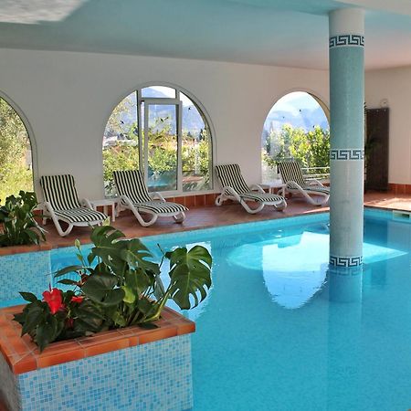 Aparthotel Englovacanze Riva del Garda Esterno foto