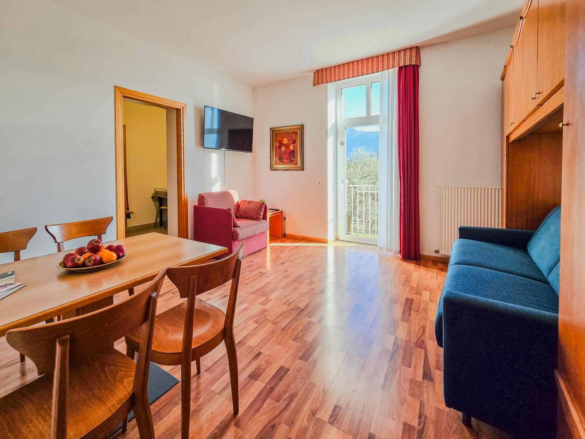 Aparthotel Englovacanze Riva del Garda Esterno foto