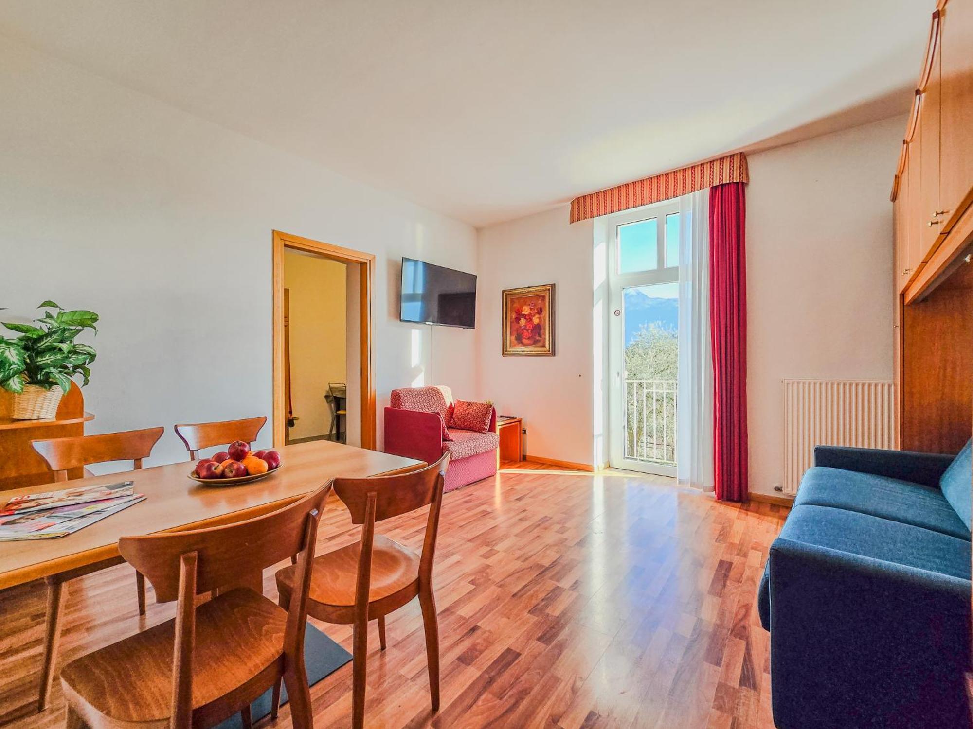 Aparthotel Englovacanze Riva del Garda Esterno foto