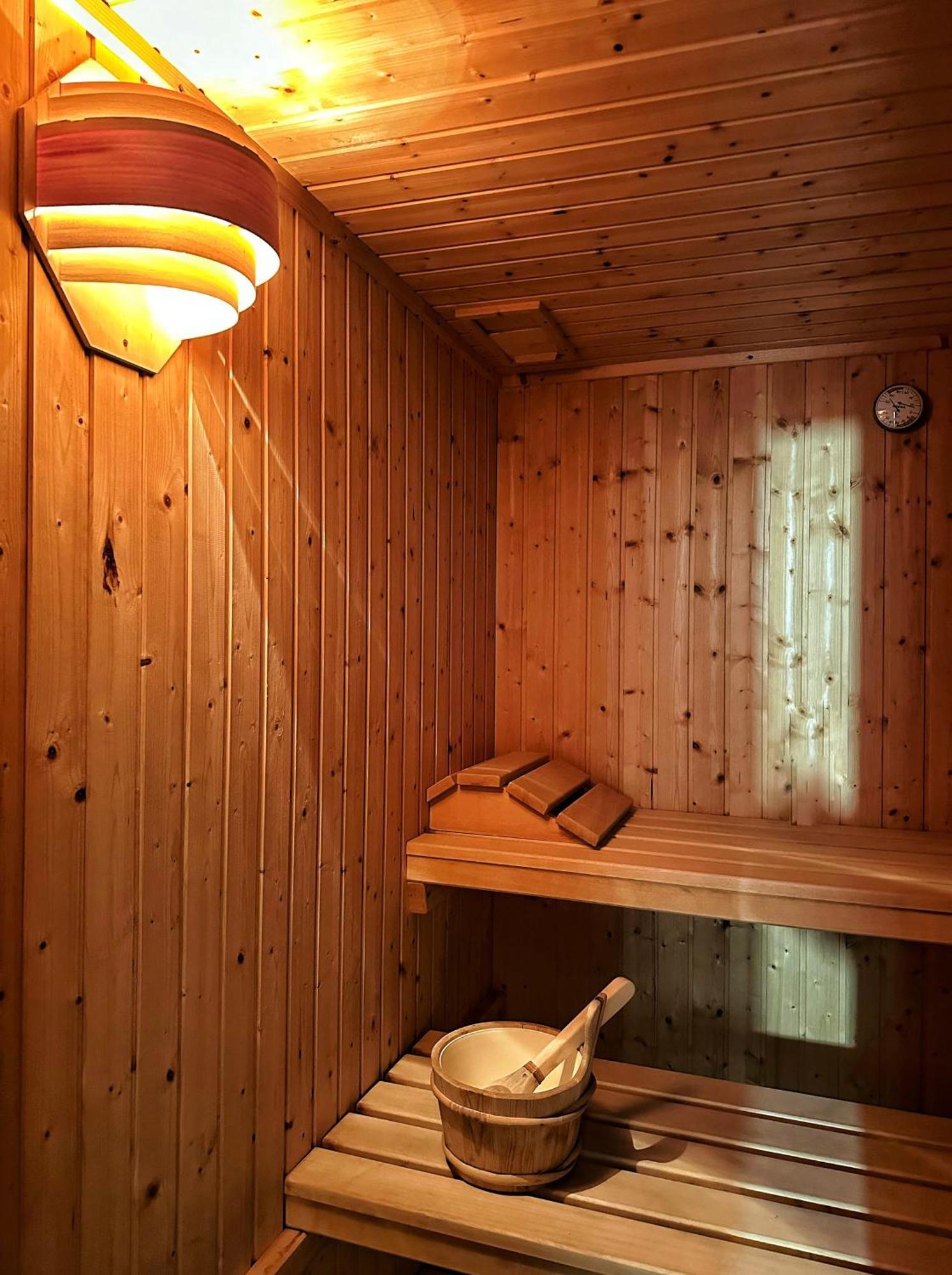 Aparthotel Englovacanze Riva del Garda Esterno foto